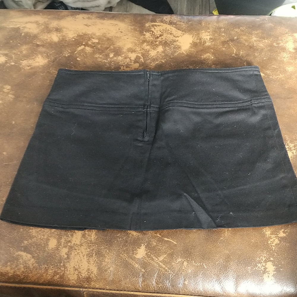 Skirt - Picture 2 of 3